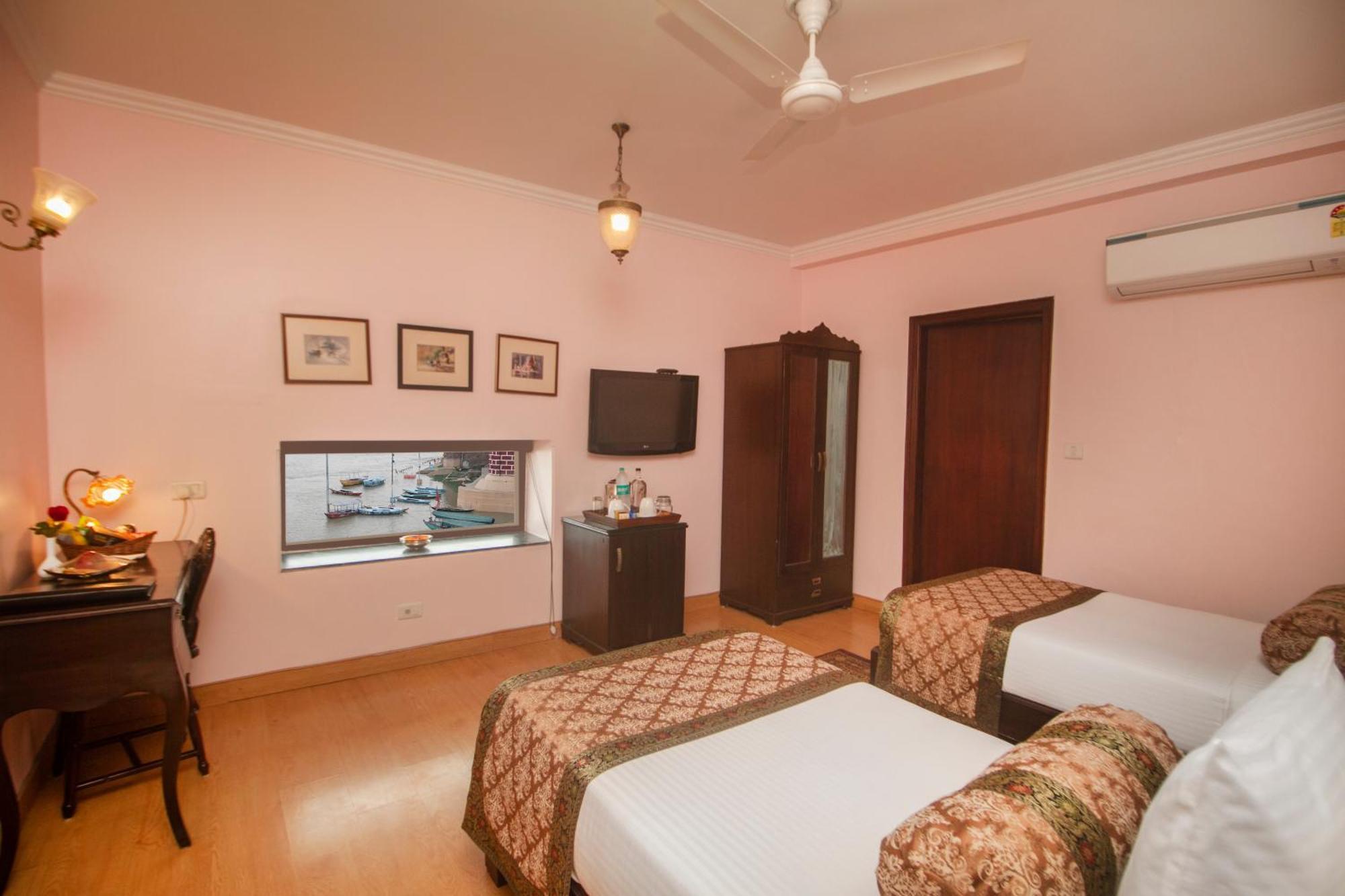 Hotel Amritara Suryauday Haveli Varanasi Exterior foto