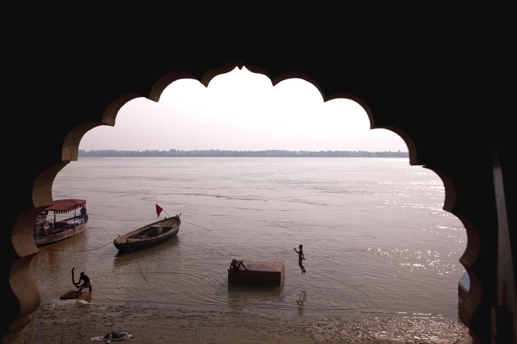 Hotel Amritara Suryauday Haveli Varanasi Exterior foto