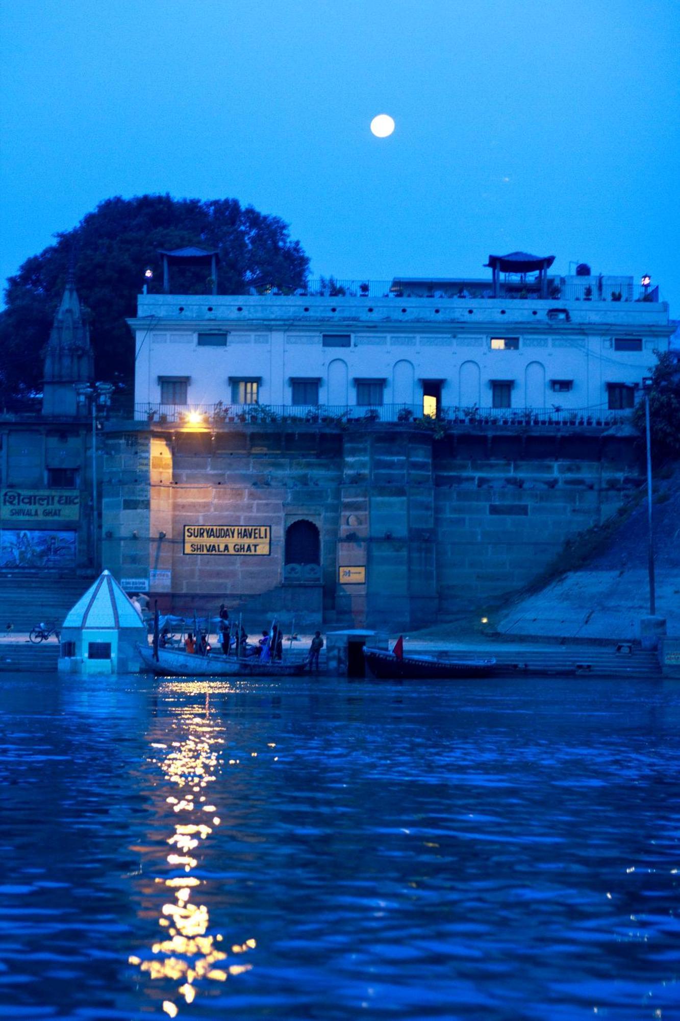 Hotel Amritara Suryauday Haveli Varanasi Exterior foto